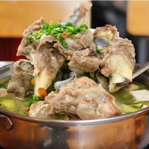 lau-xi-quach